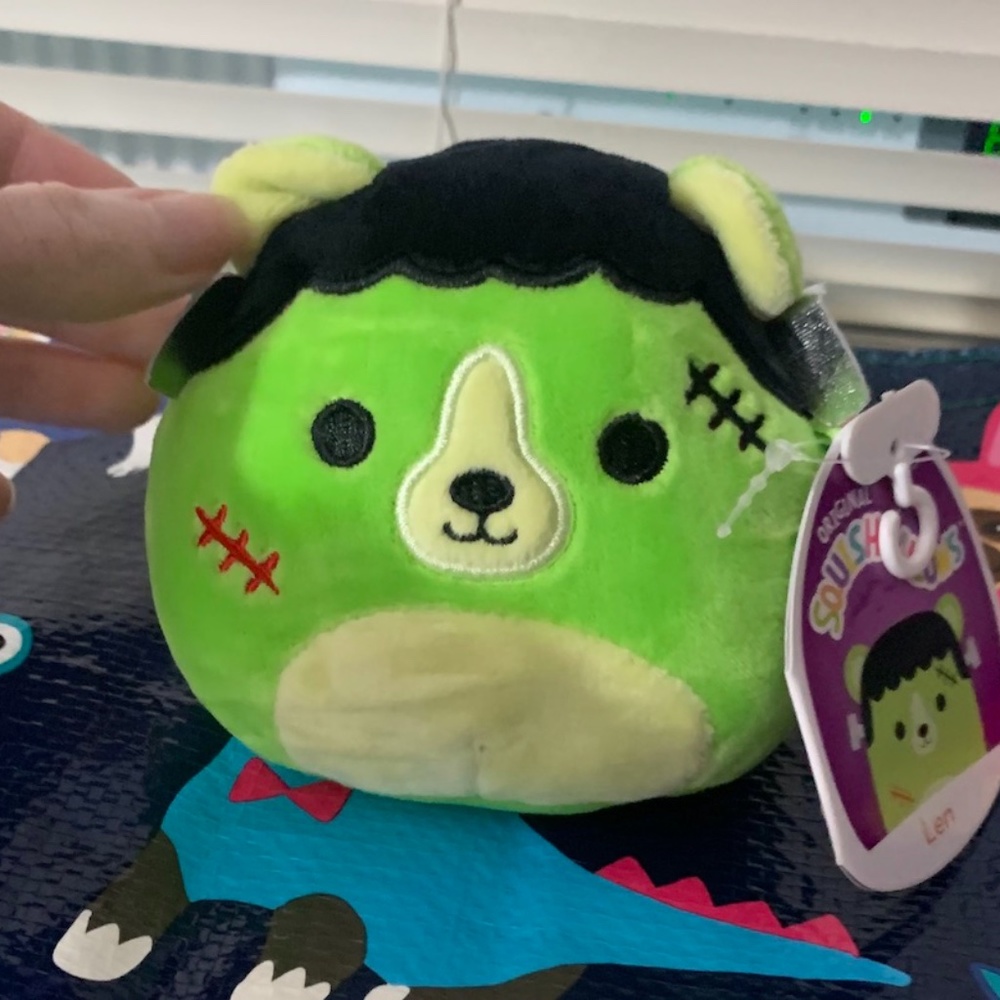 Len squishmallow